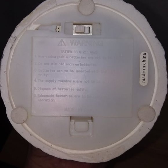 Color changing Halloween Light-up Haunted Ghost Figurine - Picture 8 of 10